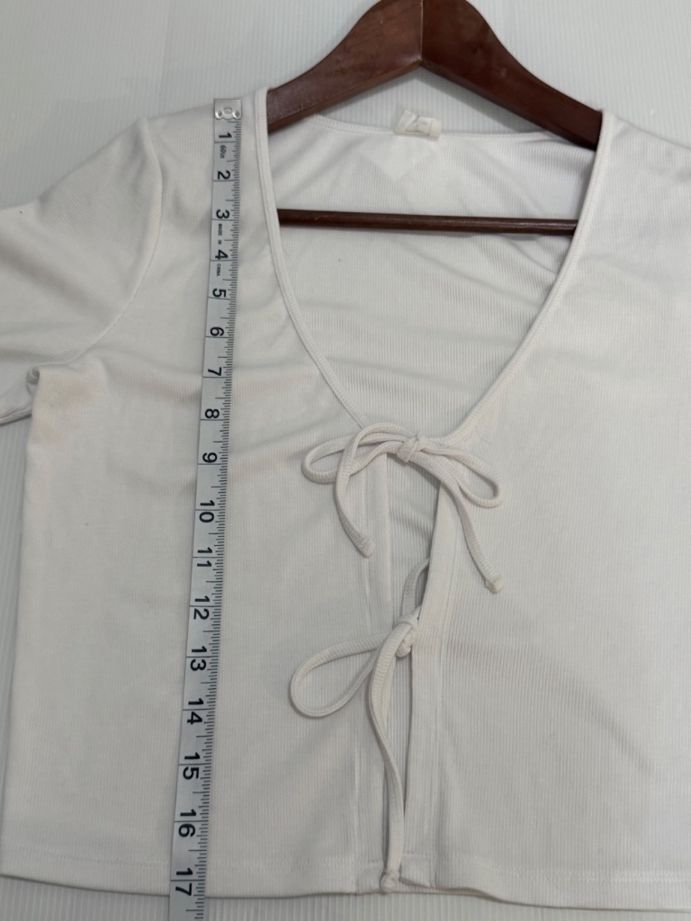 Aritzia Wilfred Free Tie-Front Ribbed Top White Size M - Picture 9 of 11
